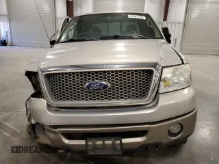 2006 Ford F-150 XLT z VIN 1FTPW14V96KD95687, wystawiony jako Copart lot #61587735 z przebiegiem 185 330 mil mil oraz Szkoda całkowita • Salvage title. Historia ofert i sprzedaży dostępna na DreamBid. Obrazek 5.