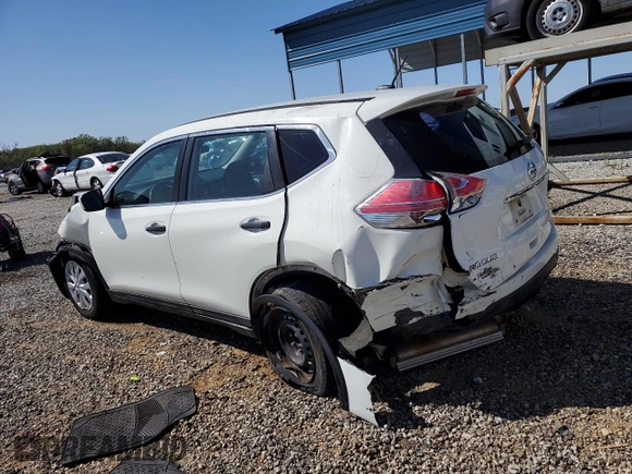 2016 Nissan Rogue SV with VIN 5N1AT2MT8GC743313, listed as a Copart auction lot 51860035 with 213,274 mi miles and Salvage Title. Bid and sale history available at carsss.com. Image 2.