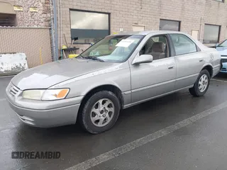 1998 Toyota Camry LE z VIN JT2BG22K7W0225872, wystawiony jako IAAI lot #41252434 z przebiegiem 160 763 mil mil oraz . Historia ofert i sprzedaży dostępna na DreamBid. Obrazek 17.
