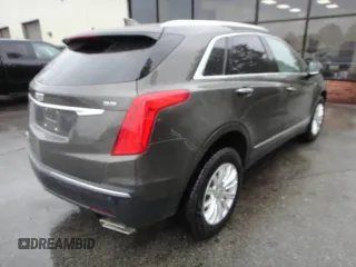 2019 Cadillac XT5 AWD z VIN 1GYKNBRS6KZ1997XX, wystawiony jako Copart lot #60343895 z przebiegiem 22 500 mil mil oraz Czysty tytuł • Clean title. Historia ofert i sprzedaży dostępna na DreamBid. Obrazek 4.