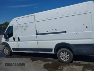 2019 Ram ProMaster Cargo with VIN 3C6URVJG5KE508028, listed as a IAAI auction lot 42090727 with 189,106 mi miles and . Bid and sale history available at carsss.com. Image 14.