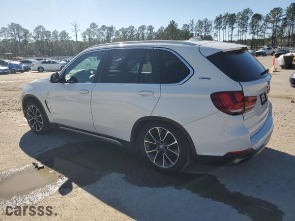 2018 BMW X5 xDrive40e iPerformance with VIN 5UXKT0C52J0W00851, listed as a Copart auction lot 48501035 with 100,112 mi miles and Clean Title. Bid and sale history available at carsss.com. Image 2.