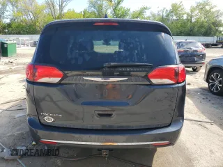 2020 Chrysler Pacifica Touring L with VIN 2C4RC1BG2LR110816, listed as a Copart auction lot 58183415 with 47,184 mi miles and Salvage title. Bid and sale history available at DreamBid. Image 6.