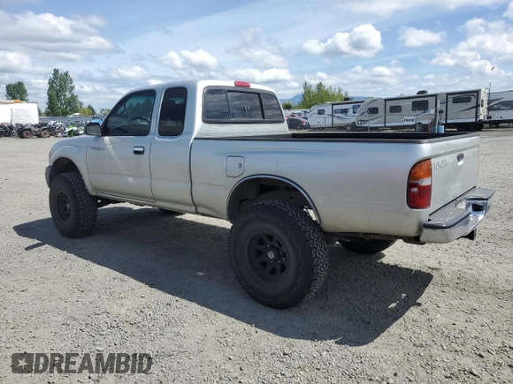 2000 Toyota Tacoma with VIN 5TEWN72N8YZ717707, listed as a Copart auction lot 54479455 with 197,407 mi miles and Salvage title. Bid and sale history available at DreamBid. Image 2.