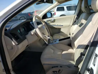 2010 Volvo XC60 3.2L with VIN YV4982DZ0A2103703, listed as a Copart auction lot 43227465 with 143,392 mi miles and Salvage Title. Bid and sale history available at carsss.com. Image 7.