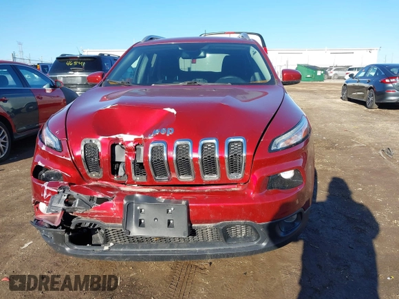 2016 Jeep Cherokee Latitude z VIN 1C4PJMCS2GW331492, wystawiony jako IAAI lot #41747216 z przebiegiem 131 262 mil mil oraz . Historia ofert i sprzedaży dostępna na DreamBid. Obrazek 12.