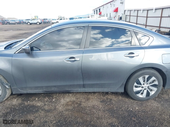 2018 Nissan Altima 2.5 SR with VIN 1N4AL3APXJC123240, listed as a IAAI auction lot 41808689 with 111,920 mi miles. Bid and sale history available at carsss.com. Image 15.