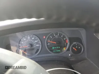 2007 Jeep Patriot Sport with VIN 1J8FT28W57D272626, listed as a Copart auction lot 84927144 with 287,688 mi miles and Salvage Title. Bid and sale history available at DreamBid. Image 9.