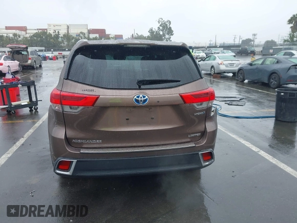 2018 Toyota Highlander Hybrid Limited with VIN 5TDDGRFH2JS039556, listed as a IAAI auction lot 41539754 with 71,924 mi miles and . Bid and sale history available at DreamBid. Image 16.