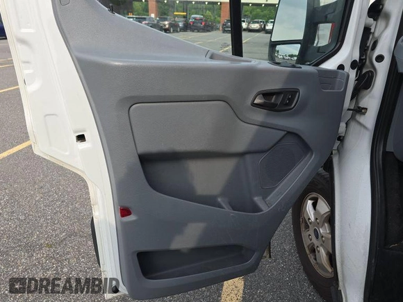 2019 Ford Transit with VIN 1FTYR1YG4KKB40124, listed as a IAAI auction lot 42624627 with 119,375 mi miles and . Bid and sale history available at DreamBid. Image 1.