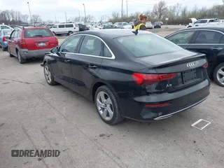 2023 Audi A3 Premium z VIN WAUAUDGY4PA122471, wystawiony jako IAAI lot #41988335 z przebiegiem 11 848 mil mil oraz . Historia ofert i sprzedaży dostępna na DreamBid. Obrazek 3.