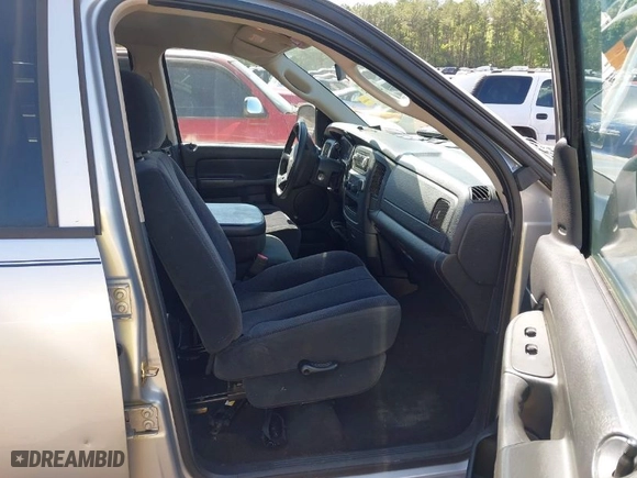 2005 Dodge Ram 1500 SLT with VIN 1D7HA18N25J605537, listed as a IAAI auction lot 42015732 with 142,722 mi miles. Bid and sale history available at carsss.com. Image 5.