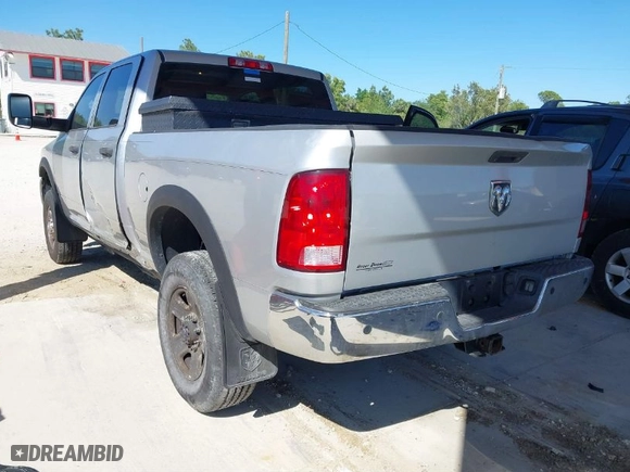 2014 Ram 2500 Tradesman with VIN 3C6UR5CJ2EG322271, listed as a IAAI auction lot 41768480 with 86,400 mi miles. Bid and sale history available at carsss.com. Image 3.