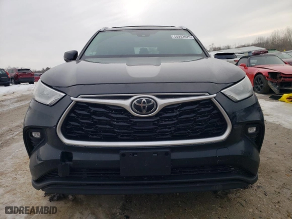 2020 Toyota Highlander XLE with VIN 5TDHZRBH1LS036538, listed as a Copart auction lot 46052625 with 117,597 mi miles and Salvage Title. Bid and sale history available at carsss.com. Image 5.