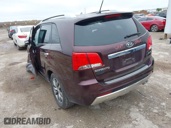 2013 Kia Sorento SX with VIN 5XYKW4A26DG323788, listed as a IAAI auction lot 41937685 with 35,074 mi miles. Bid and sale history available at carsss.com. Image 3.