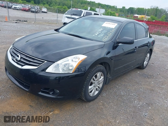 2012 Nissan Altima S z VIN 1N4AL2AP8CC181098, wystawiony jako IAAI lot #42262564 z przebiegiem 67 613 mil mil oraz . Historia ofert i sprzedaży dostępna na DreamBid. Obrazek 2.