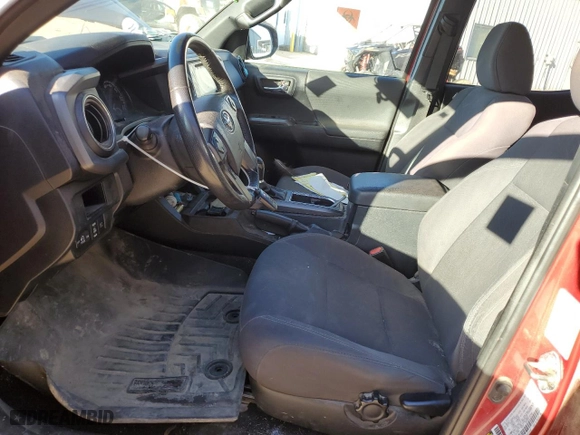 2019 Toyota Tacoma 4WD SR with VIN 3TMCZ5AN3KM227001, listed as a Copart auction lot 88010035 with 100,244 mi miles and Clean Title. Bid and sale history available at carsss.com. Image 7.