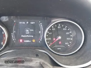 2018 Jeep Compass Latitude with VIN 3C4NJCBB3JT462141, listed as a IAAI auction lot 42024920 with 84,988 mi miles and . Bid and sale history available at DreamBid. Image 7.