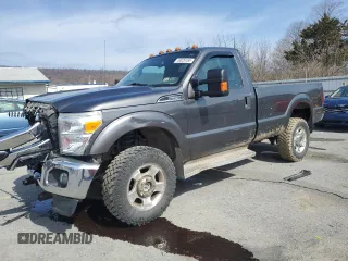 2015 Ford F-250 XLT z VIN 1FTBF2B62FED14507, wystawiony jako Copart lot #49026185 z przebiegiem 128 021 mil mil oraz Szkoda całkowita • Salvage title. Historia ofert i sprzedaży dostępna na DreamBid. Obrazek 1.
