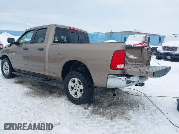 2009 Dodge 1500 Sport z VIN 1D3HV18T59S764119, wystawiony jako IAAI lot #41557254 z przebiegiem 132 826 mil mil oraz . Historia ofert i sprzedaży dostępna na DreamBid. Obrazek 3.