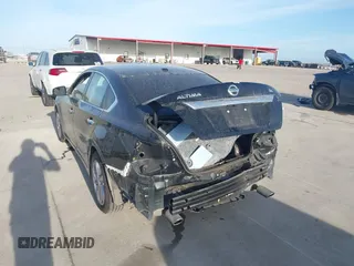 2015 Nissan Altima SL with VIN 1N4AL3AP3FN339653, listed as a IAAI auction lot 41813072 with 42,872 mi miles and . Bid and sale history available at DreamBid. Image 6.