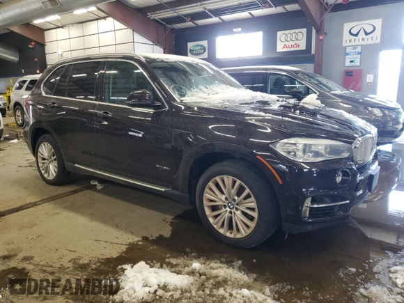 2016 BMW X5 xDrive50i with VIN 5UXKR6C51G0J80011, listed as a Copart auction lot 45962015 with 97,921 mi miles and Clean Title. Bid and sale history available at carsss.com. Image 4.