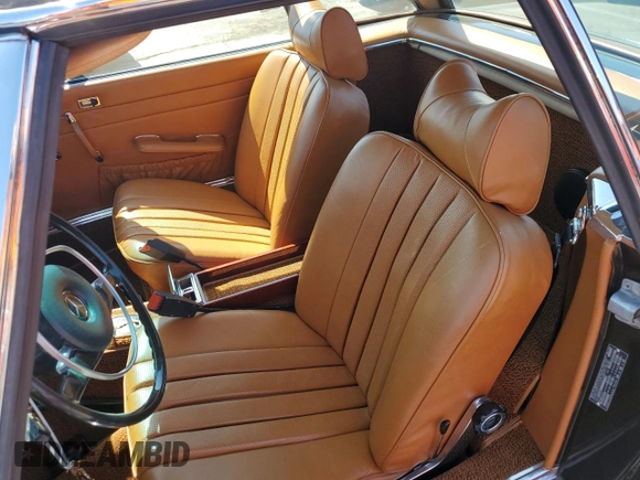 1970 Mercedes-Benz SL with VIN 11304412015305, listed as a Copart auction lot 65378684 with 83,202 mi miles and Salvage title. Bid and sale history available at DreamBid. Image 10.