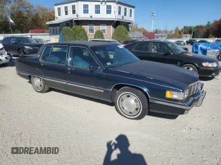 1992 Cadillac Fleetwood z VIN 1G6CB53B4N4301200, wystawiony jako Copart lot #71384554 z przebiegiem 115 430 mil mil oraz Tytuł czysty. Historia ofert i sprzedaży dostępna na DreamBid. Obrazek 4.