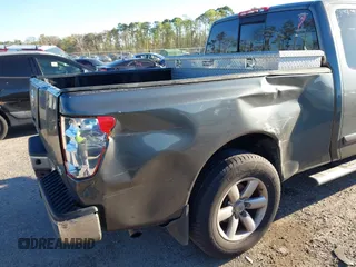 2008 Nissan Titan SE with VIN 1N6BA06A98N329670, listed as a IAAI auction lot 41801446 with 200,288 mi miles. Bid and sale history available at carsss.com. Image 6.