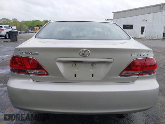 2005 Lexus ES 330 with VIN JTHBA30G755069068, listed as a IAAI auction lot 41947770 with 274,531 mi miles. Bid and sale history available at carsss.com. Image 16.