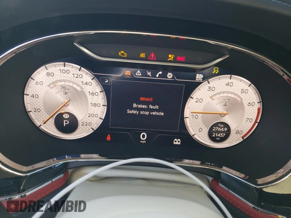 2023 Bentley Flying Spur W12 with VIN SCBBB6ZG8PC010034, listed as a Copart auction lot 46667145 with 21,437 mi miles and Salvage Title. Bid and sale history available at DreamBid. Image 9.