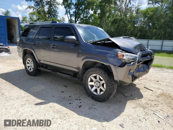 2016 Toyota 4Runner Limited with VIN JTEBU5JR7G5399389, listed as a Copart auction lot 60488235 with 105,376 mi miles and Salvage title. Bid and sale history available at DreamBid. Image 4.