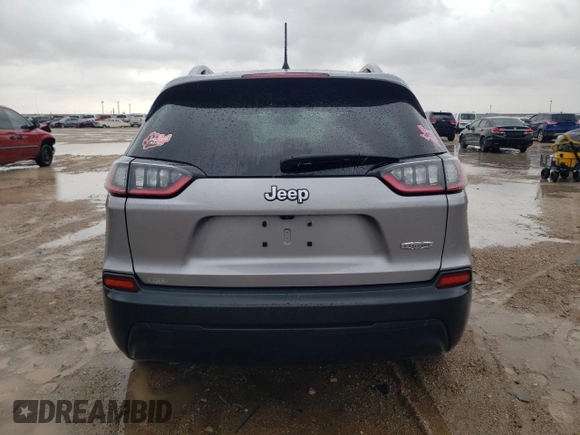 2021 Jeep Cherokee Latitude with VIN 1C4PJLCB8MD200228, listed as a Copart auction lot 46315595 with 31,551 mi miles and Salvage Title. Bid and sale history available at carsss.com. Image 6.