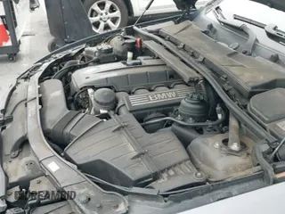 2008 BMW 3 Series 328i с VIN WBAWR33578P150941, выставлен на аукционе IAAI как лот 42393979 с пробегом 121 980 миль миль и . История ставок и продаж доступна на DreamBid. Изображение 13.