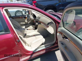 2005 Mercedes-Benz E-Class 3.2L with VIN WDBUF65J15A637760, listed as a IAAI auction lot 41842173 with 97,439 mi miles. Bid and sale history available at carsss.com. Image 5.