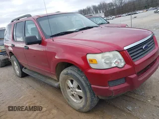 2006 Ford Explorer XLS with VIN 1FMEU62E26UA00830, listed as a IAAI auction lot 41524562 with 248,442 mi miles. Bid and sale history available at carsss.com. Image 1.
