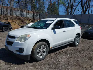 2012 Chevrolet Equinox LS with VIN 2GNFLCEK9C6101442, listed as a IAAI auction lot 42071000 with 135,764 mi miles. Bid and sale history available at carsss.com. Image 2.