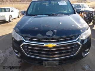 2018 Chevrolet Traverse LT Cloth with VIN 1GNEVGKW7JJ278589, listed as a IAAI auction lot 41432399 with 181,282 mi miles. Bid and sale history available at carsss.com. Image 12.