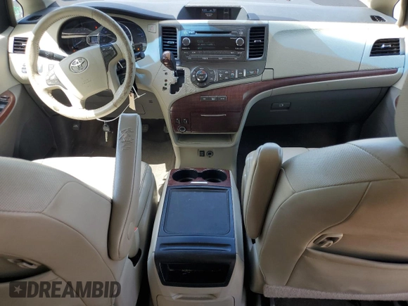 2014 Toyota Sienna XLE with VIN 5TDYK3DC1ES453924, listed as a Copart auction lot 56148565 with 198,185 mi miles and Clean title. Bid and sale history available at DreamBid. Image 8.