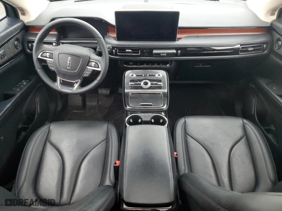 2021 Lincoln Nautilus Reserve with VIN 2LMPJ8K91MBL04836, listed as a Copart auction lot 45358134 with 34,188 mi miles. Bid and sale history available at carsss.com. Image 8.