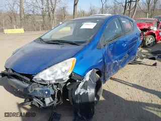 2012 Toyota Prius c One with VIN JTDKDTB31C1515223, listed as a IAAI auction lot 41803771 with 235,975 mi miles. Bid and sale history available at carsss.com. Image 18.