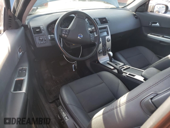 2010 Volvo C30 с VIN YV1672MKXA2171481, выставлен на аукционе Copart как лот 79916064 с пробегом 44 660 миль миль и Списание • Salvage title. История ставок и продаж доступна на DreamBid. Изображение 8.