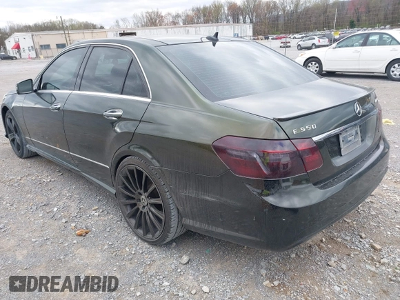 2010 Mercedes-Benz E-Class E 550 Luxury with VIN WDDHF9AB4AA128264, listed as a IAAI auction lot 41842230 with 216,724 mi miles. Bid and sale history available at carsss.com. Image 3.