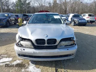2002 BMW 5 Series 530iA with VIN WBADT63432CH85321, listed as a IAAI auction lot 41340351 with 1 mi miles. Bid and sale history available at carsss.com. Image 6.