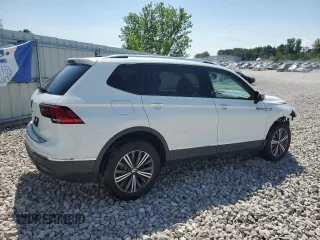 2024 Volkswagen Tiguan Wolfsburg Edition z VIN 3VV6B7AX9RM208592, wystawiony jako Copart lot #62165985 z przebiegiem 15 173 mil mil oraz Czysty tytuł • Clean title. Historia ofert i sprzedaży dostępna na DreamBid. Obrazek 3.