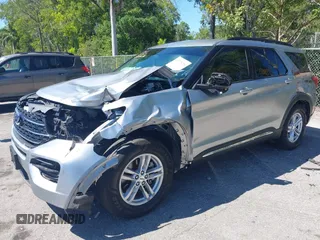 2020 Ford Explorer XLT with VIN 1FMSK7DHXLGC75846, listed as a IAAI auction lot 41779716 with 47,693 mi miles. Bid and sale history available at carsss.com. Image 2.