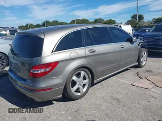 2012 Mercedes-Benz R-Class R 350 with VIN 4JGCB5HEXCA146176, listed as a IAAI auction lot 41442159 with 120,922 mi miles. Bid and sale history available at carsss.com. Image 4.