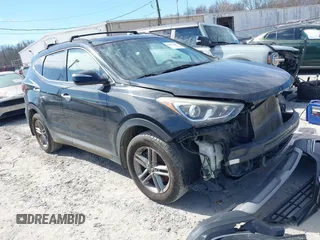2017 Hyundai Santa Fe 2.4L z VIN 5NMZUDLB8HH008326, wystawiony jako IAAI lot #41662607 z przebiegiem 129 415 mil mil oraz . Historia ofert i sprzedaży dostępna na DreamBid. Obrazek 1.
