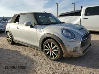 2016 MINI Convertible S z VIN WMWWG9C56G3A91978, wystawiony jako Copart lot #82303574 z przebiegiem Nie podano mil oraz Czysty tytuł • Clean title. Historia ofert i sprzedaży dostępna na DreamBid. Obrazek 4.