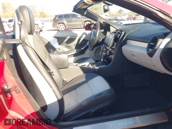 2007 Mercedes-Benz SLK 55 AMG with VIN WDBWK73F07F150189, listed as a IAAI auction lot 41334201 with 70,634 mi miles and . Bid and sale history available at DreamBid. Image 8.